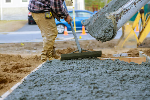 Best Concrete Sidewalk Installation in Grand Prairie, TX